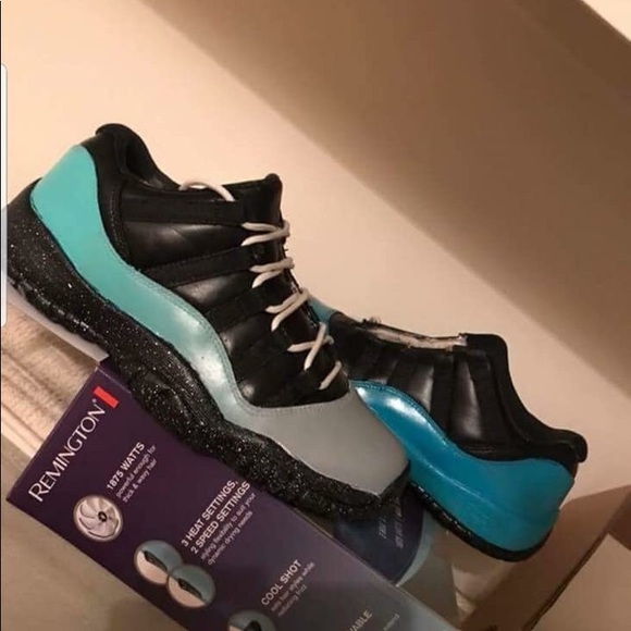 Custom shoes you can contact me at +15707092887 - Picture 4 of 8